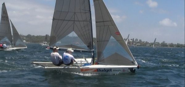 Strait4devils boat end start off the line