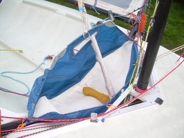 B14 - 644 - Team SailSport 007